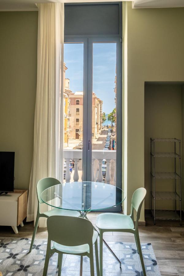 Palazzo Zippitelli Apartments Bari Exterior foto